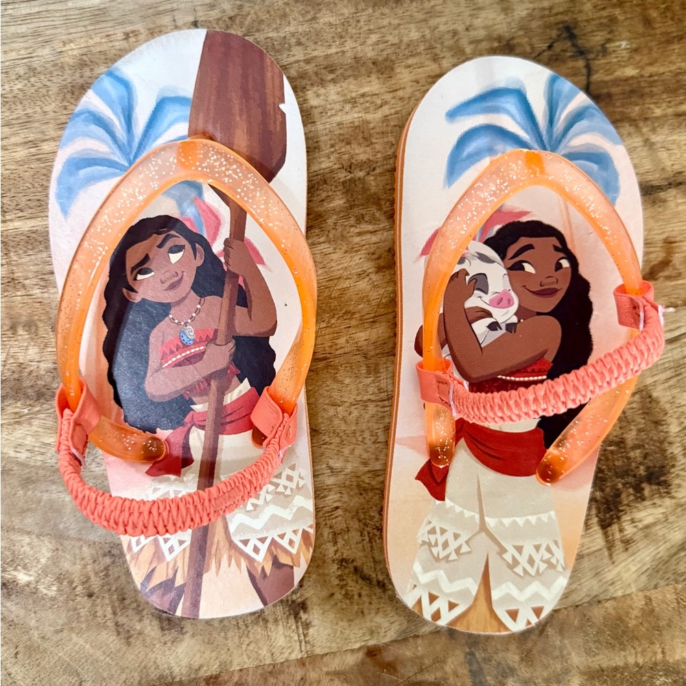 Kids' Moana Flip Flops with Orange Straps